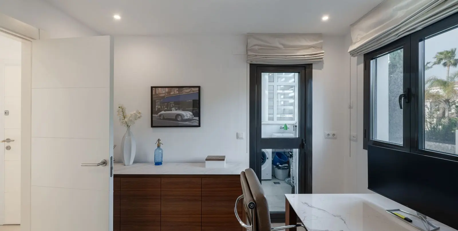 Venta de apartamento en planta media en Los Flamingos 23
