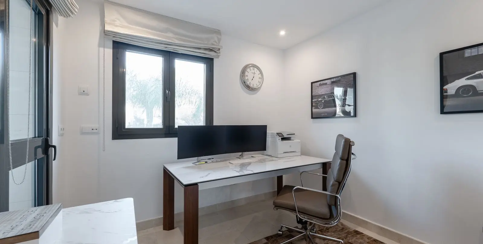 Venta de apartamento en planta media en Los Flamingos 24
