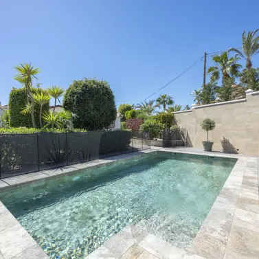 Продажа  отдельно стоящей виллы в Estepona