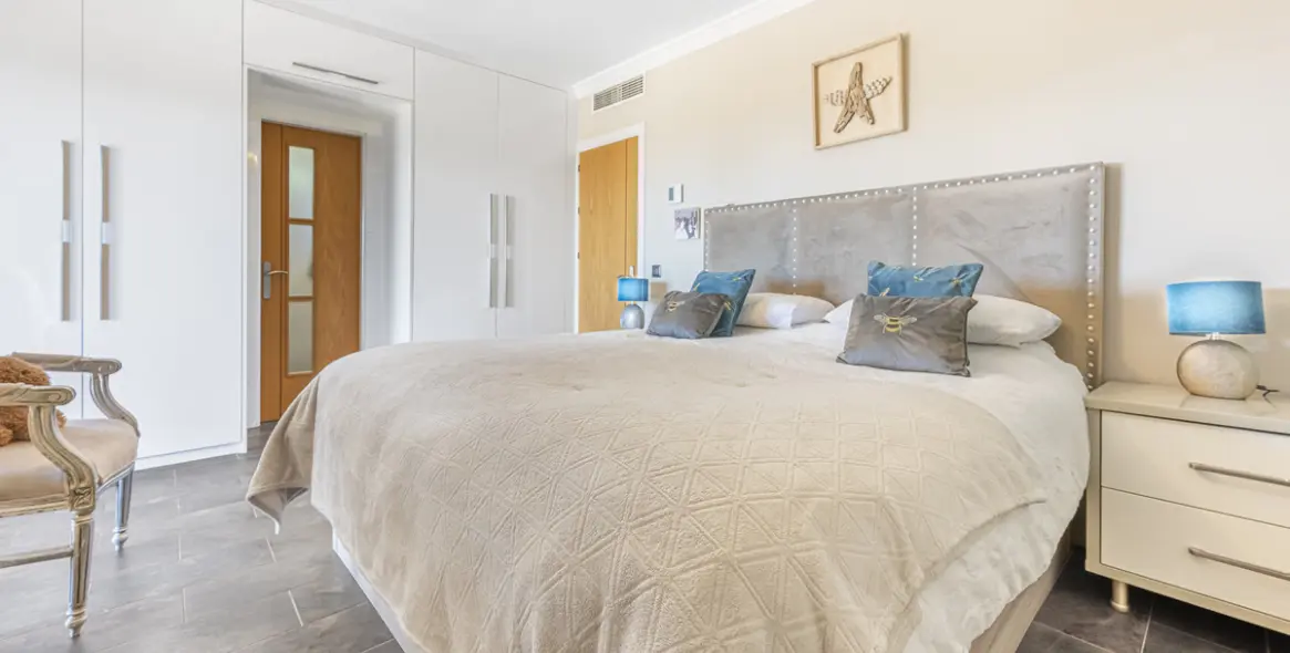 Продажа  отдельно стоящей виллы в Estepona 29