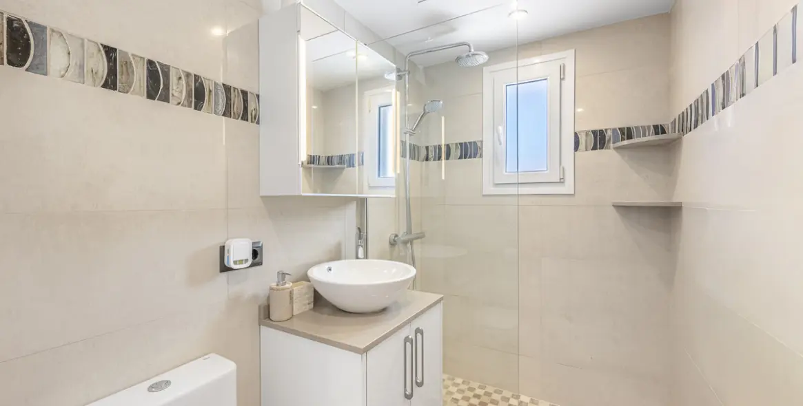 Продажа  отдельно стоящей виллы в Estepona 39