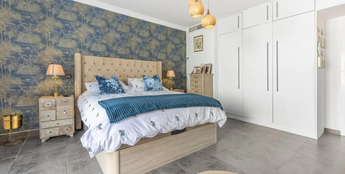 Продажа  отдельно стоящей виллы в Estepona 42