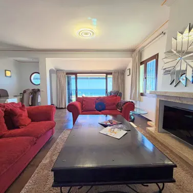 Продажа  отдельно стоящей виллы в Estepona