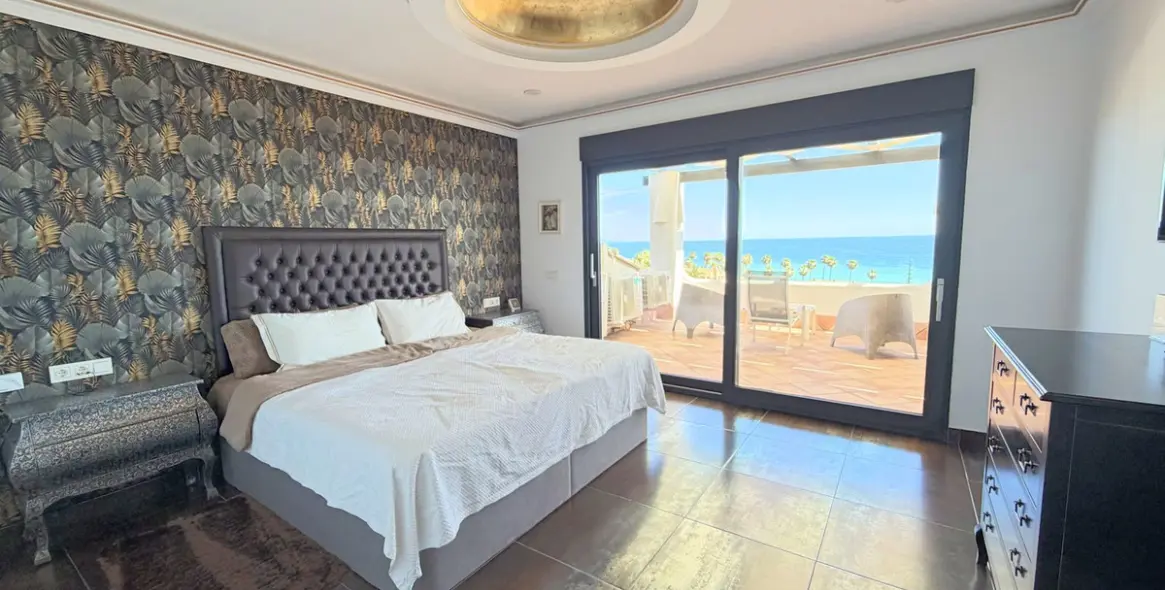 Продажа  отдельно стоящей виллы в Estepona 6