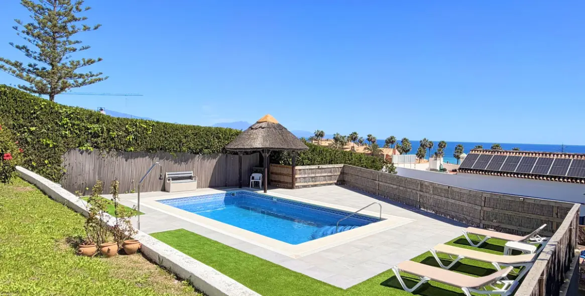 Продажа  отдельно стоящей виллы в Estepona 8