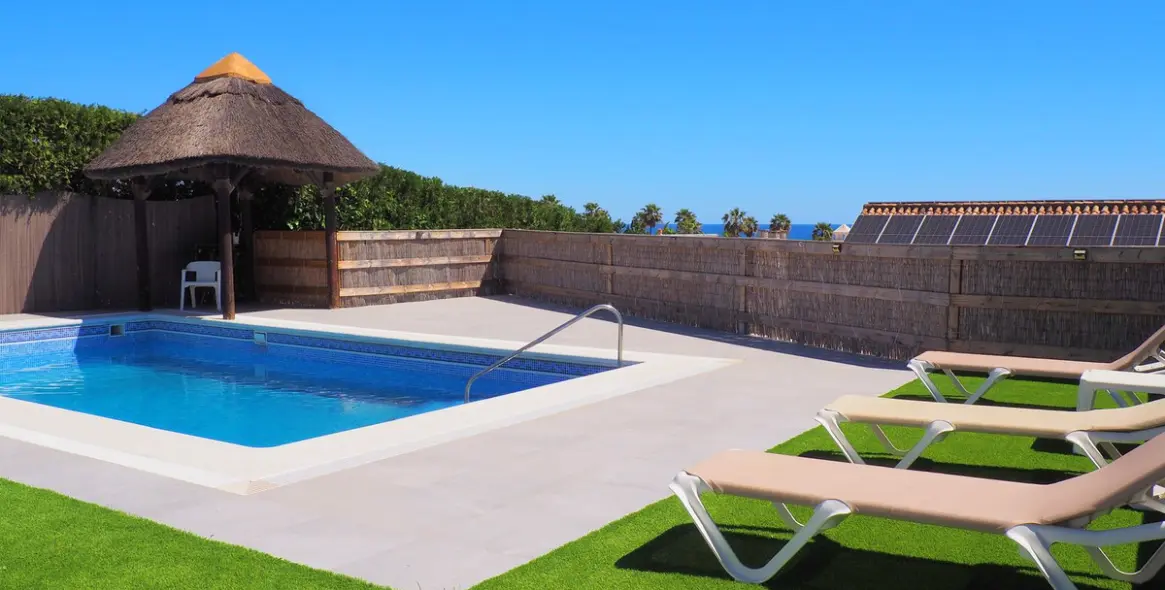 Продажа  отдельно стоящей виллы в Estepona 12