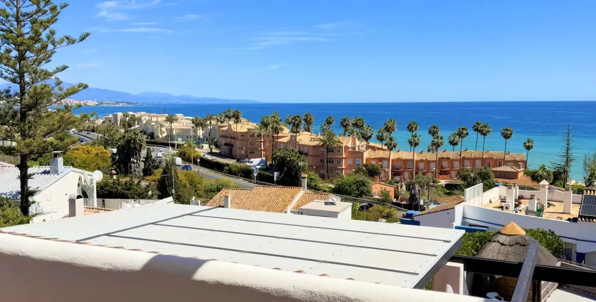 Продажа  отдельно стоящей виллы в Estepona 14