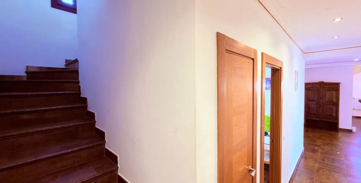 Продажа  отдельно стоящей виллы в Estepona 47