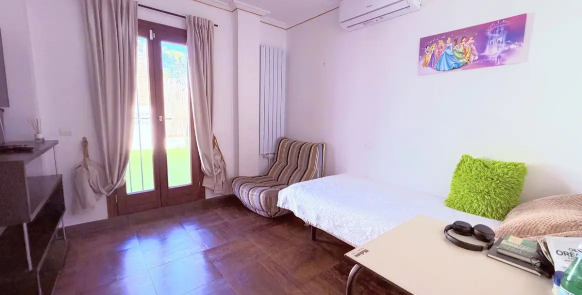 Продажа  отдельно стоящей виллы в Estepona 59