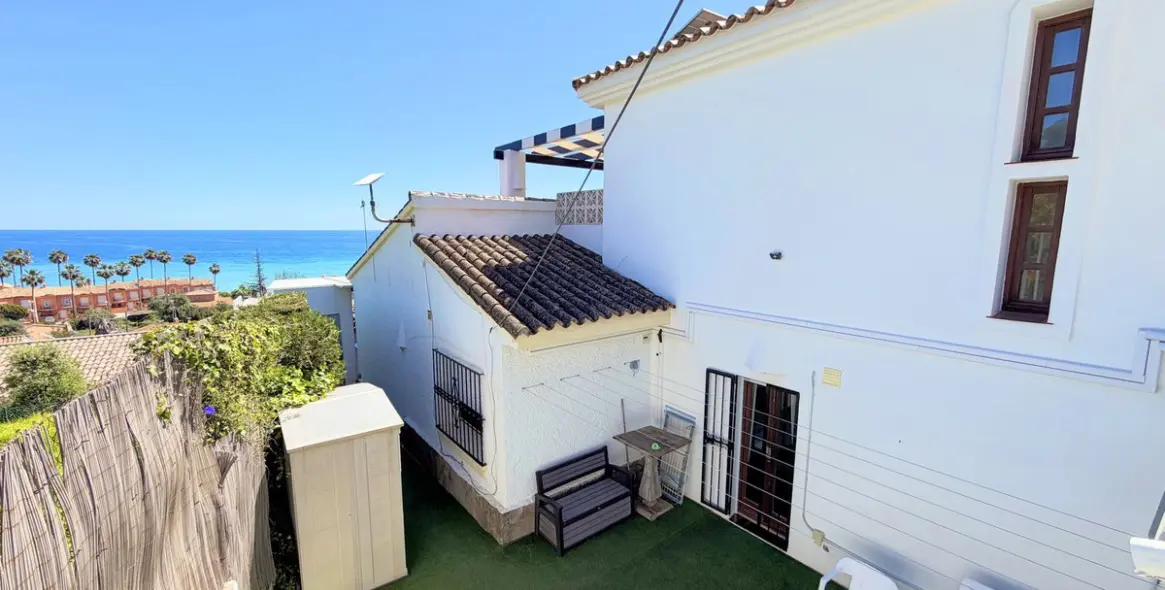 Sale of detached villa in Estepona 72