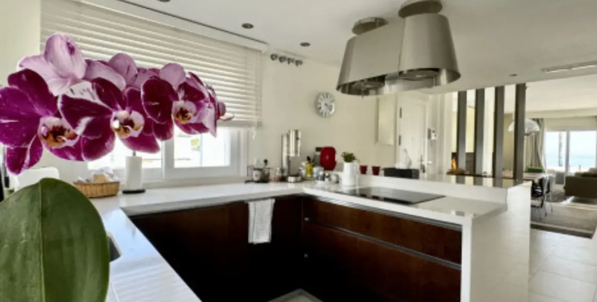 Продажа пентхауса в Estepona 5