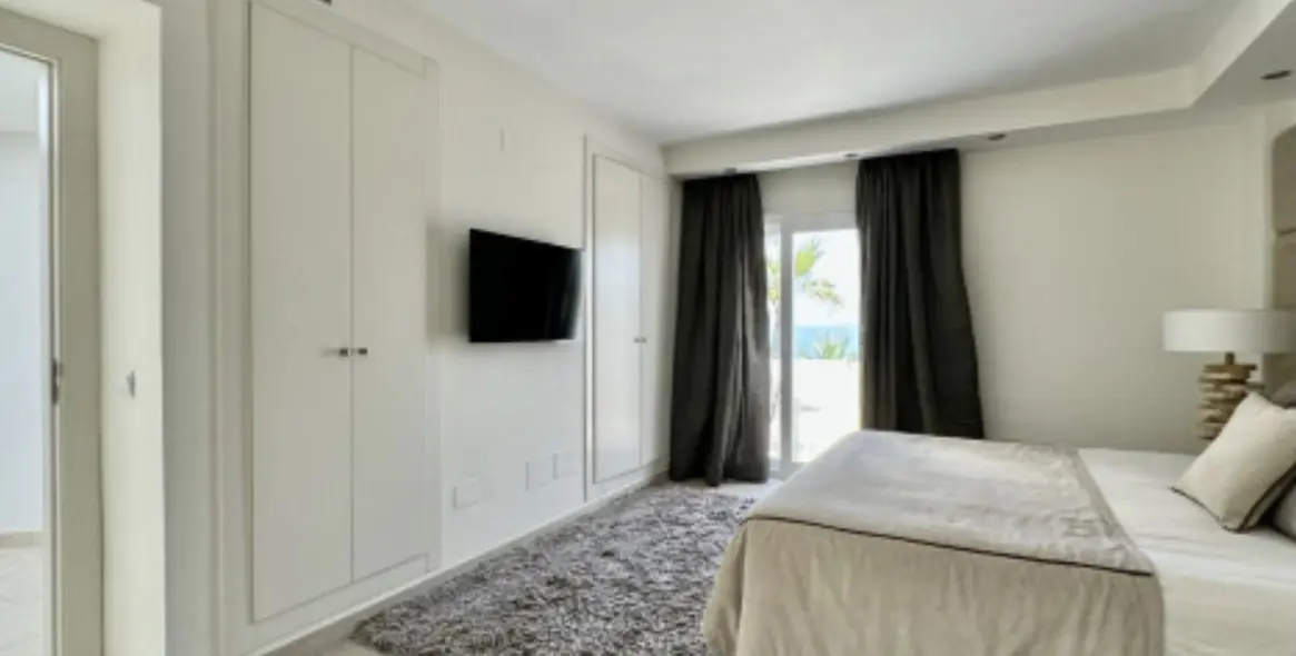 Продажа пентхауса в Estepona 10