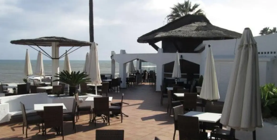 Продажа пентхауса в Estepona 11