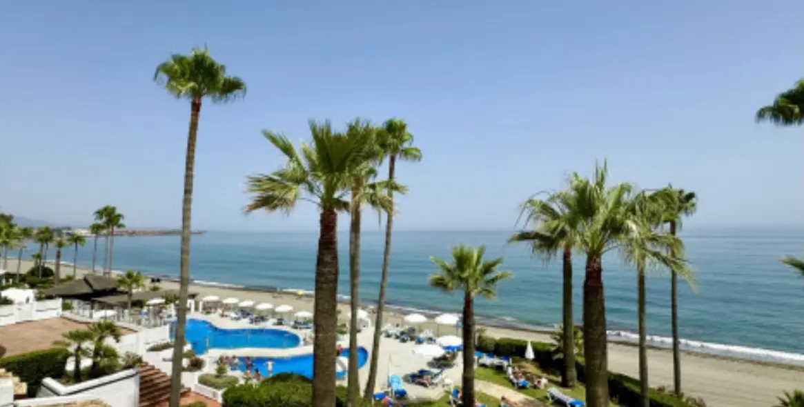 Продажа пентхауса в Estepona 12