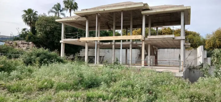 Продажа  жилого участка в Benahavís 0