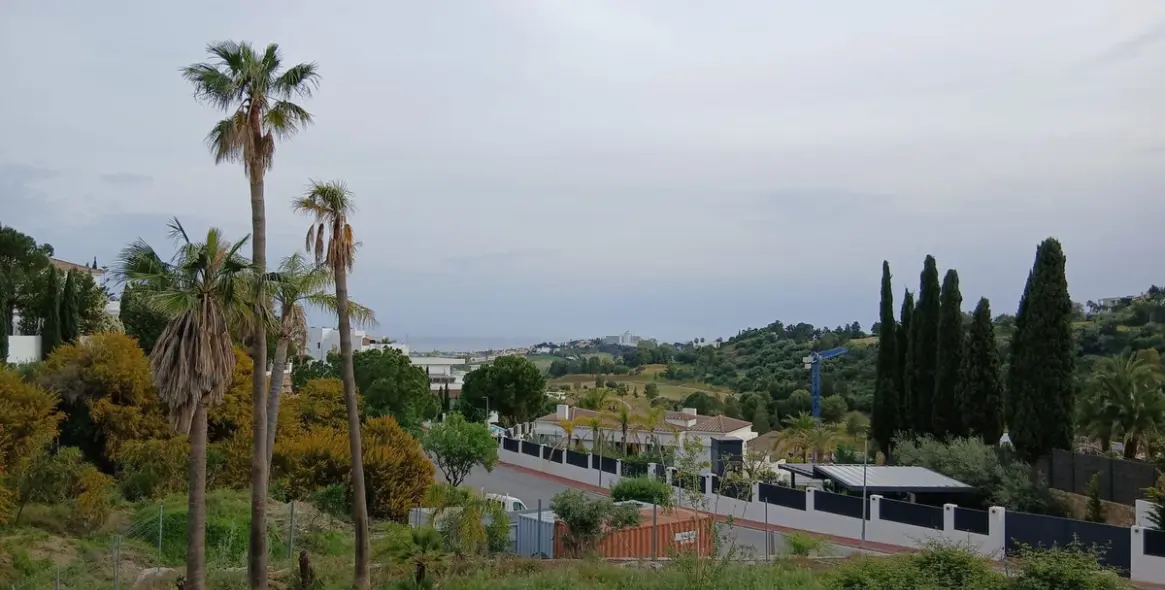 Продажа  жилого участка в Benahavís 12