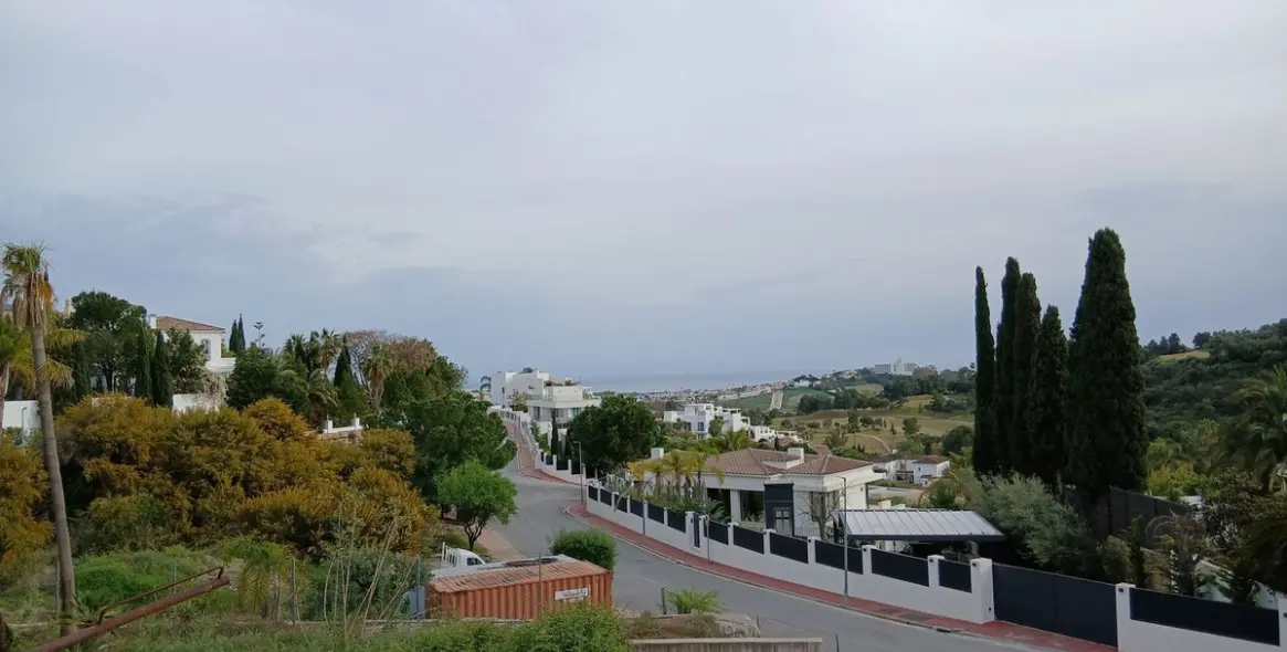 Продажа  жилого участка в Benahavís 16