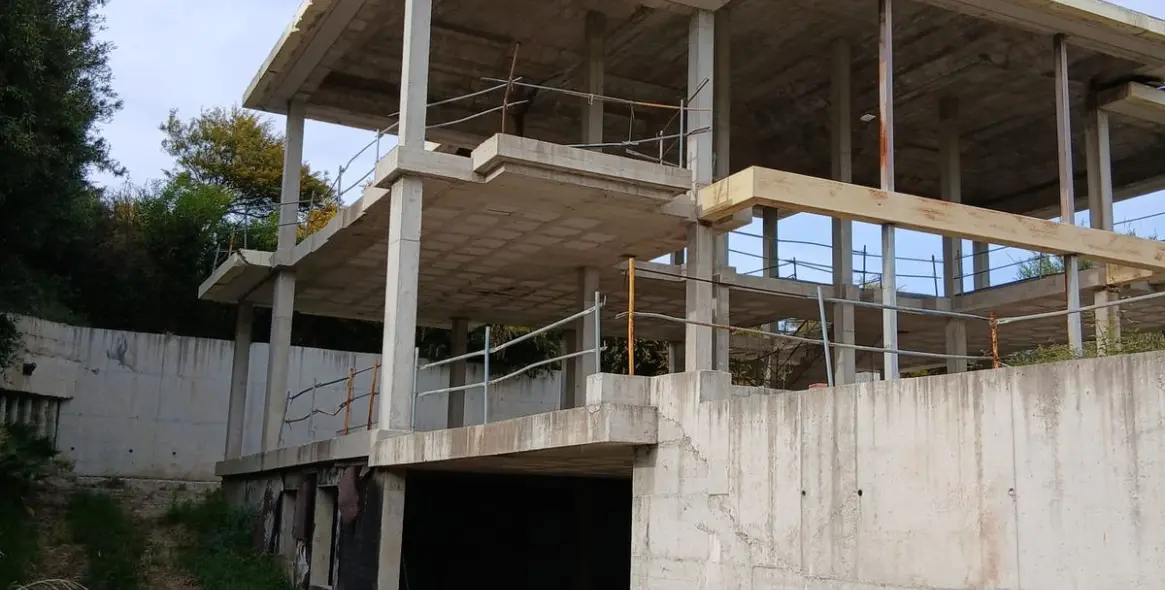 Продажа  жилого участка в Benahavís 19