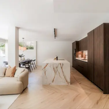 Продажа апартаментов на первом этаже в The Golden Mile