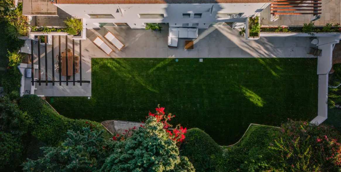 Продажа апартаментов на первом этаже в The Golden Mile 7