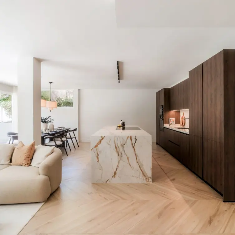 Venta de apartamento en planta baja en The Golden Mile