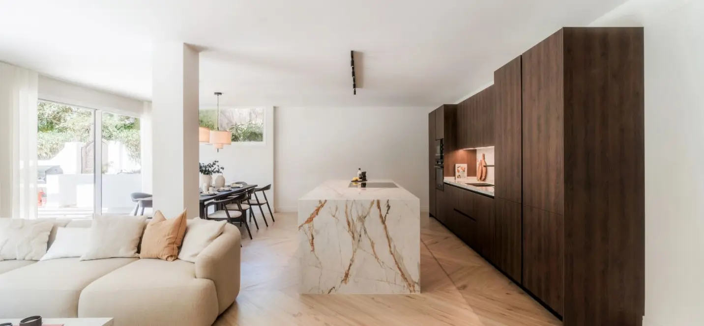 Venta de apartamento en planta baja en The Golden Mile 1