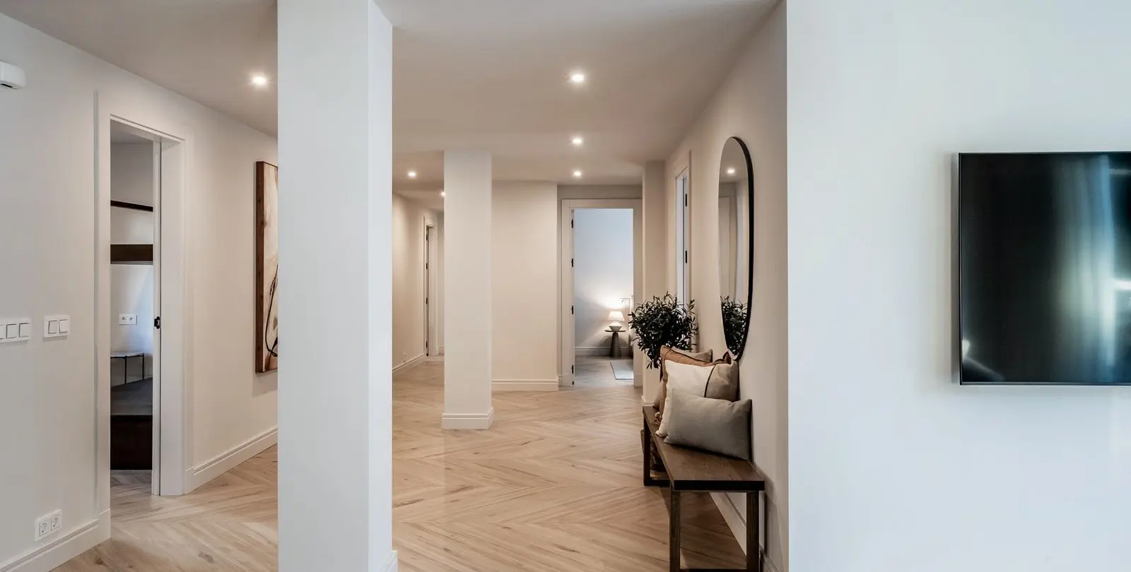 Sale of ground floor apartment in The Golden Mile 21
