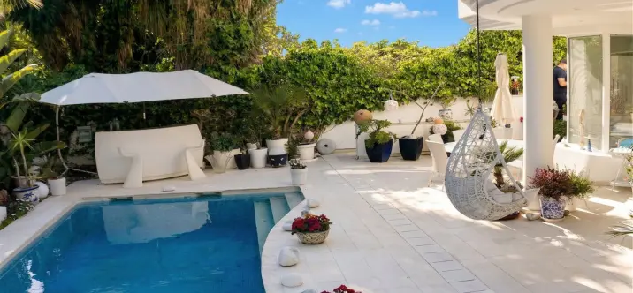 Продажа  отдельно стоящей виллы в New Golden Mile 1