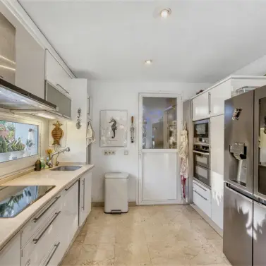 Продажа  отдельно стоящей виллы в New Golden Mile