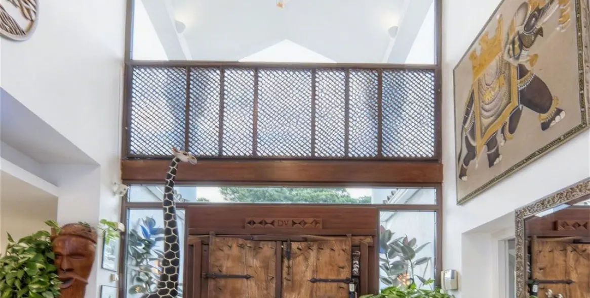 Продажа  отдельно стоящей виллы в New Golden Mile 24