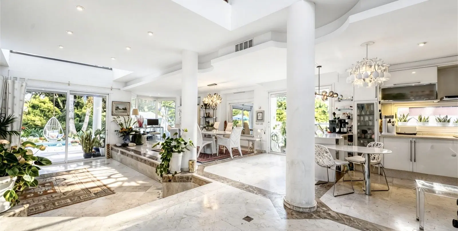 Venta de villa independiente en New Golden Mile 46