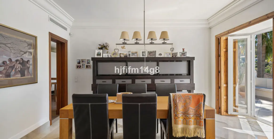 Продажа двухуровневого пентхауса в Nueva Andalucía 18