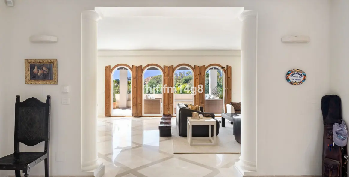 Продажа двухуровневого пентхауса в Nueva Andalucía 20