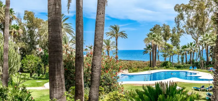 Продажа таунхауса в Estepona 0