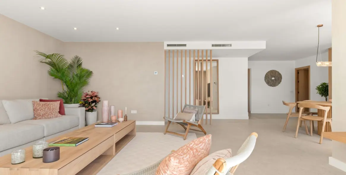 Продажа дома на две семьи в El Paraiso 5