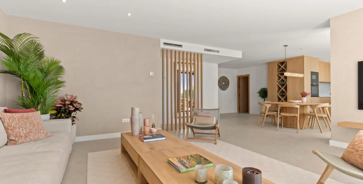 Продажа дома на две семьи в El Paraiso 6