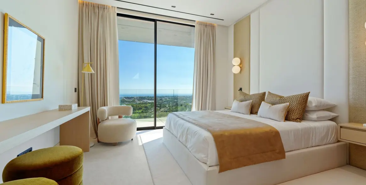 Продажа  отдельно стоящей виллы в La Quinta 34