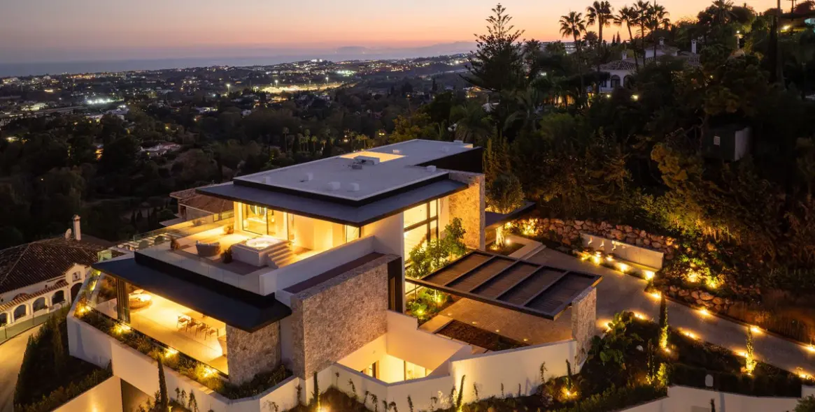 Продажа  отдельно стоящей виллы в La Quinta 90