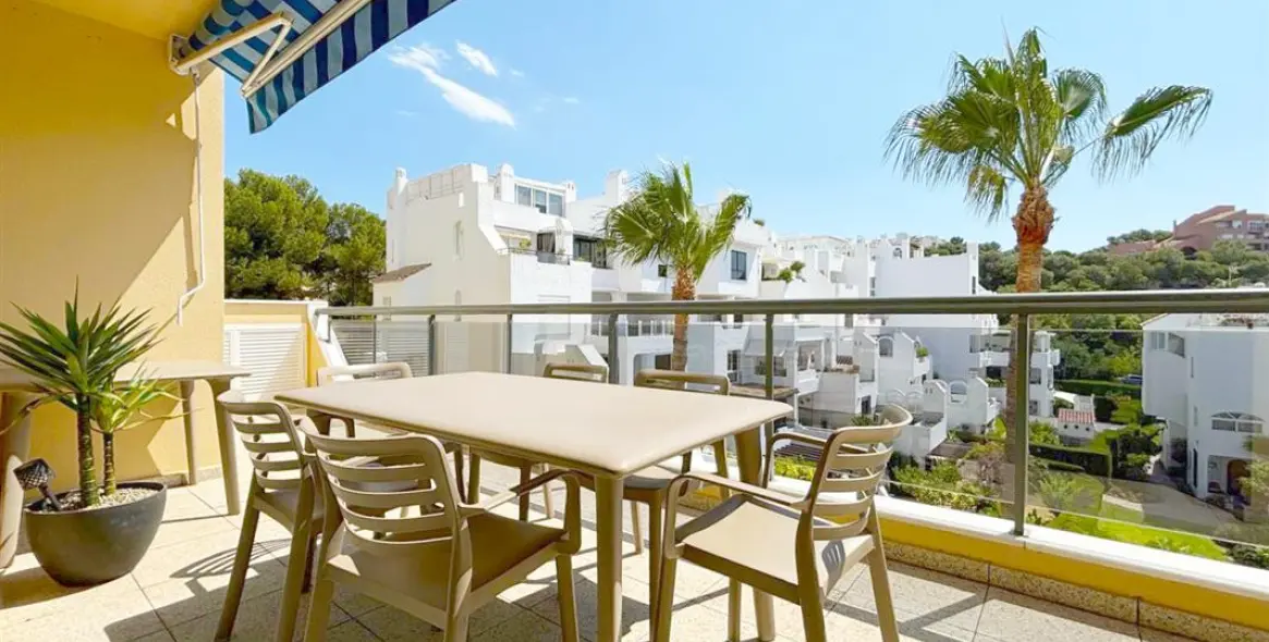 Short-term rent of middle floor apartment in Estepona 18