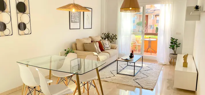 Long-term rent of middle floor apartment in Casares 0