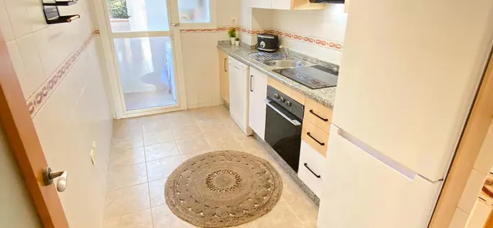 Long-term rent of middle floor apartment in Casares 2