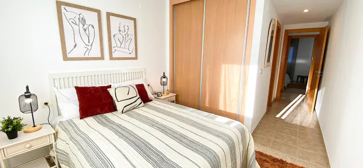 Long-term rent of middle floor apartment in Casares 3