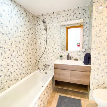 Long-term rent of middle floor apartment in Casares