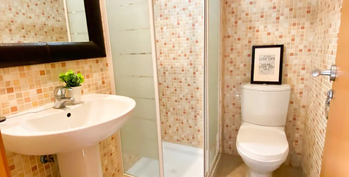 Long-term rent of middle floor apartment in Casares 7