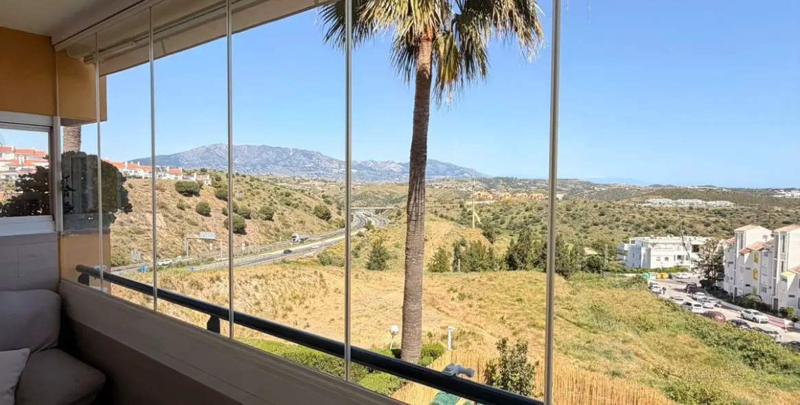 Alquiler a largo plazo de apartamento en planta media en Mijas 4