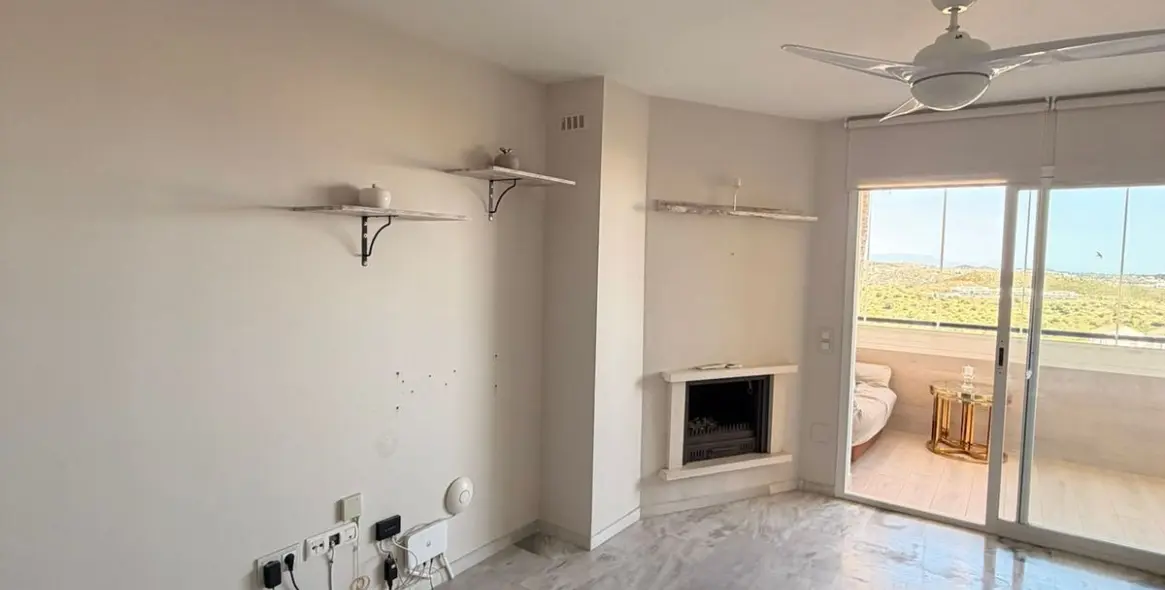 Alquiler a largo plazo de apartamento en planta media en Mijas 8