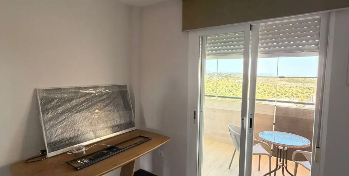 Alquiler a largo plazo de apartamento en planta media en Mijas 12
