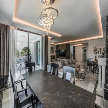 Alquiler a largo plazo de villa independiente en Nueva Andalucía