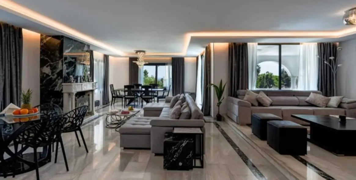 Long-term rent of detached villa in Nueva Andalucía 48