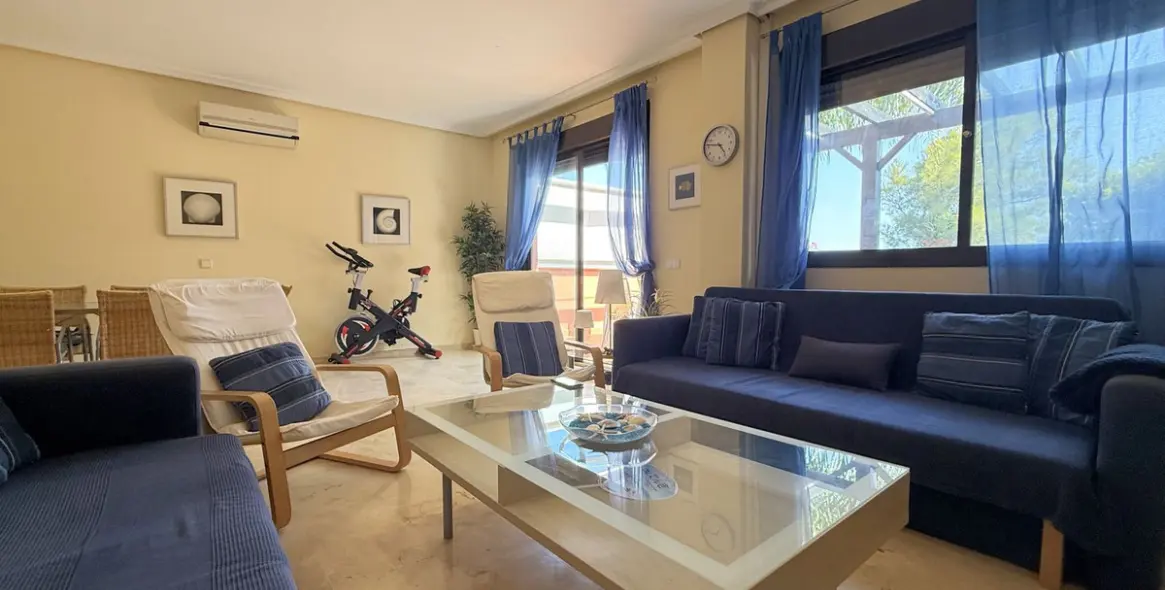 Sale of middle floor apartment in Casares Playa 7